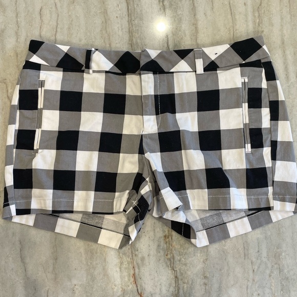 A.n.a a new approach Buffalo plaid twill shorts 10 - Picture 1 of 8
